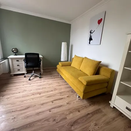 Ferienwohnung Haus Am Bahnhof Duisburg Exterior foto